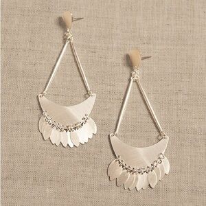 Banana republic Silver Dangle chandelier Earrings